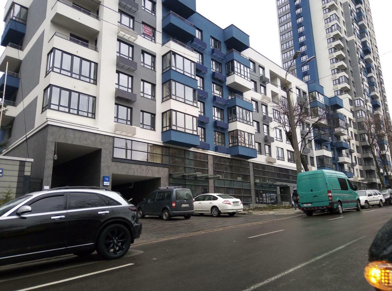Уютная Vip Студия В Центре Метро Политех Охматдет Паркинг Kiev Eksteriør billede